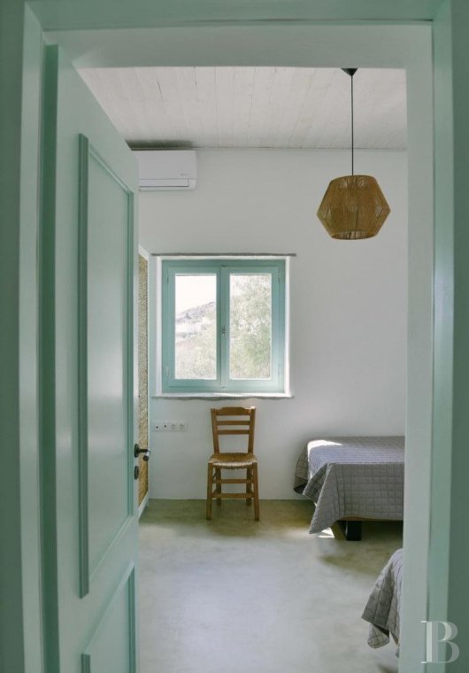 A former olive farm transformed into a charming house on the island of Tinos, in the north of the Cyclades - photo  n°11
